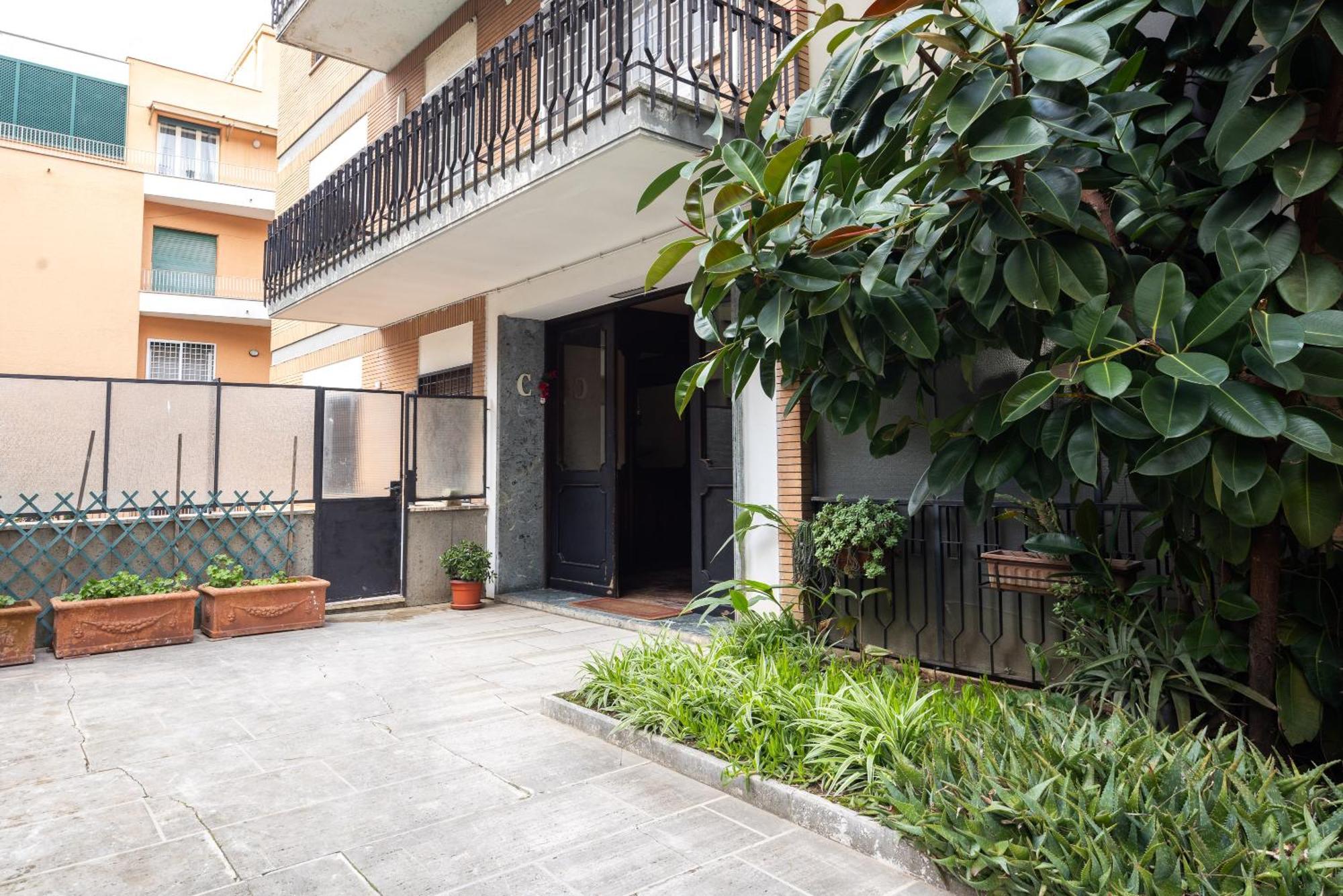 Garden House By Buddyrent Apartamento