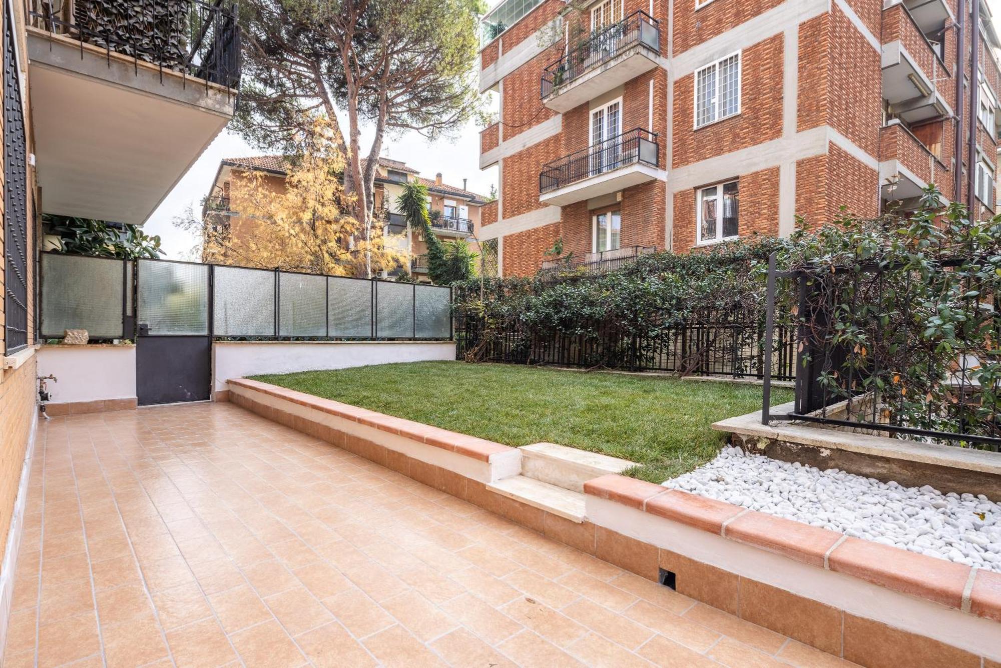 Garden House By Buddyrent Apartamento *