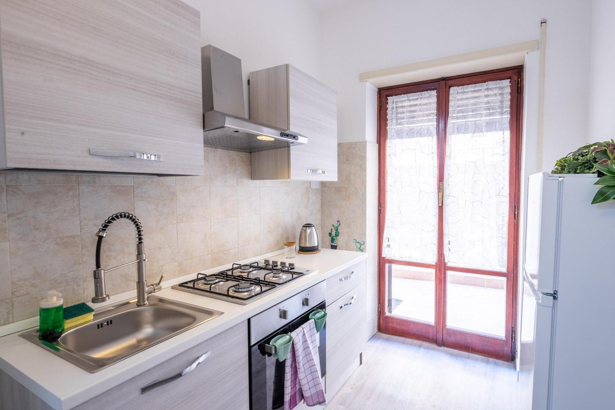 Garden House By Buddyrent Apartment Rome